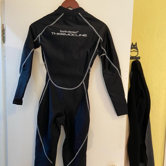 Fourth element thermal layer *broken zipper* scuba - Picture 4 of 6
